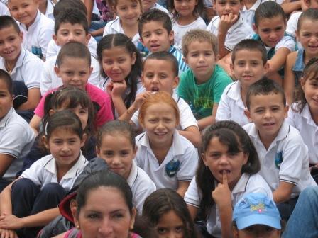 CELEBRACI�N D�A DEL NI�O 2013